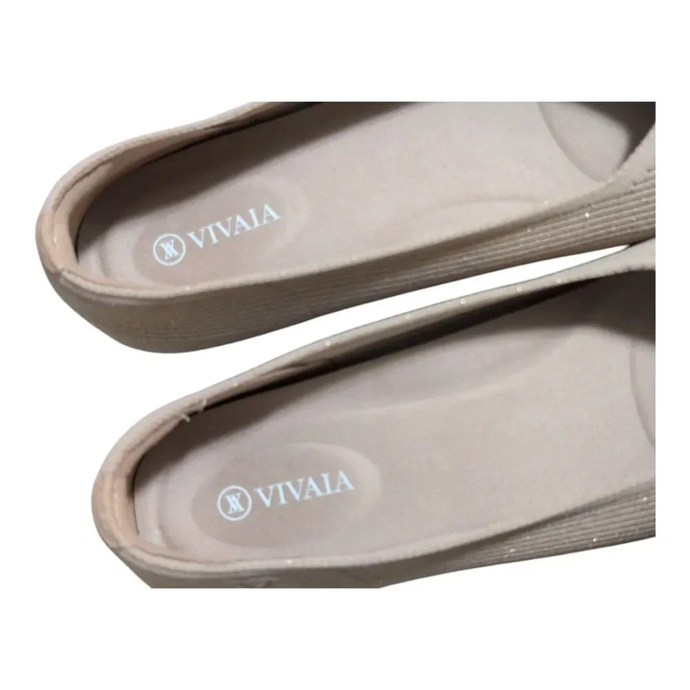 Vivaia Margot Square-Toe V-Cut knit flat oatmilk color gold specs size size 42 /